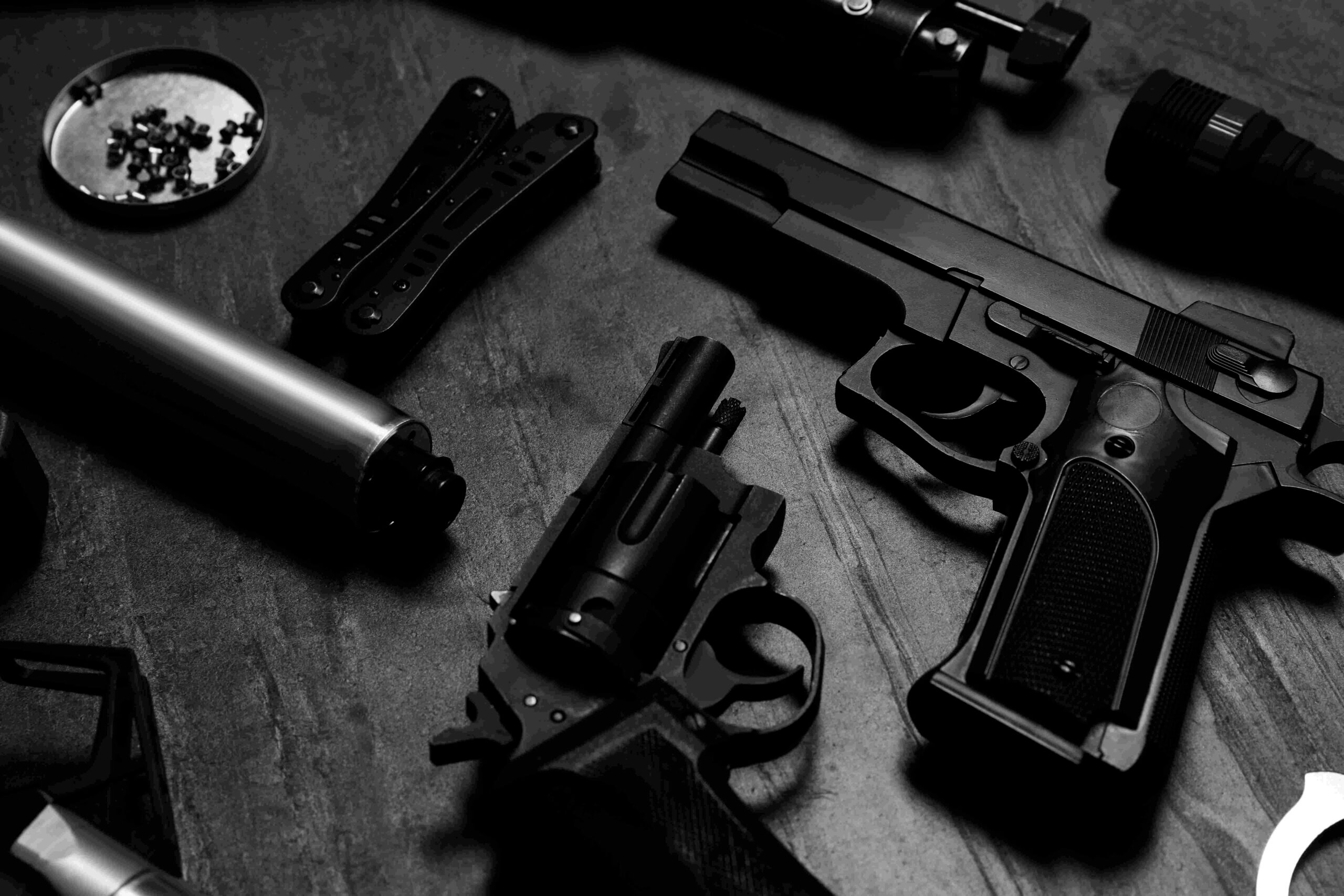 Правительство Канады открывает программу компенсации за огнестрельное оружие штурмового типа для всех владельцев индивидуального оружия