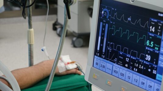 Канадские учёные создали монитор мозговой жидкости для ранней диагностики инфекций